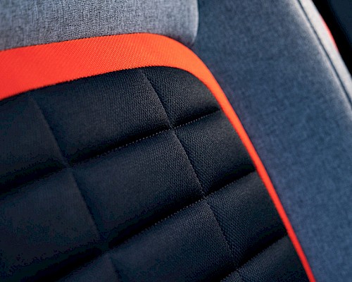 Innenraum des neuen Citroen Berlingo – durchdachte Ablagen und komfortable Sitze