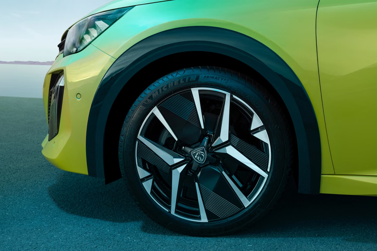 PEUGEOT 208 Innenraum – modern, aufgeräumt und hochwertig verarbeitet