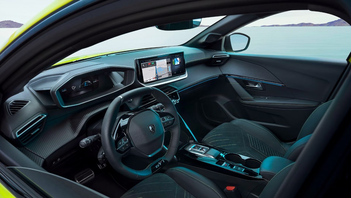 PEUGEOT 208 in Bewegung – emotionales Fahrerlebnis mit urbanem Charakter