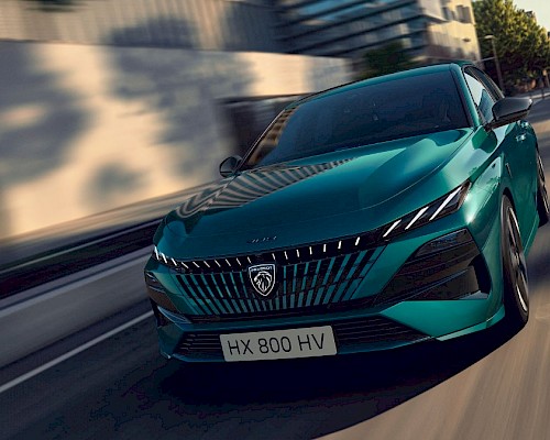 Peugeot 308 im urbanen Umfeld – stilvoll unterwegs in der Stadt