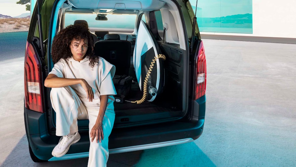 Individuelle Sitzkonfiguration im PEUGEOT RIFTER – Platz für Familie und Freizeit