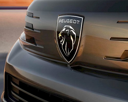 PEUGEOT Traveller Front – charakterstarker Look und markante LED-Leuchten