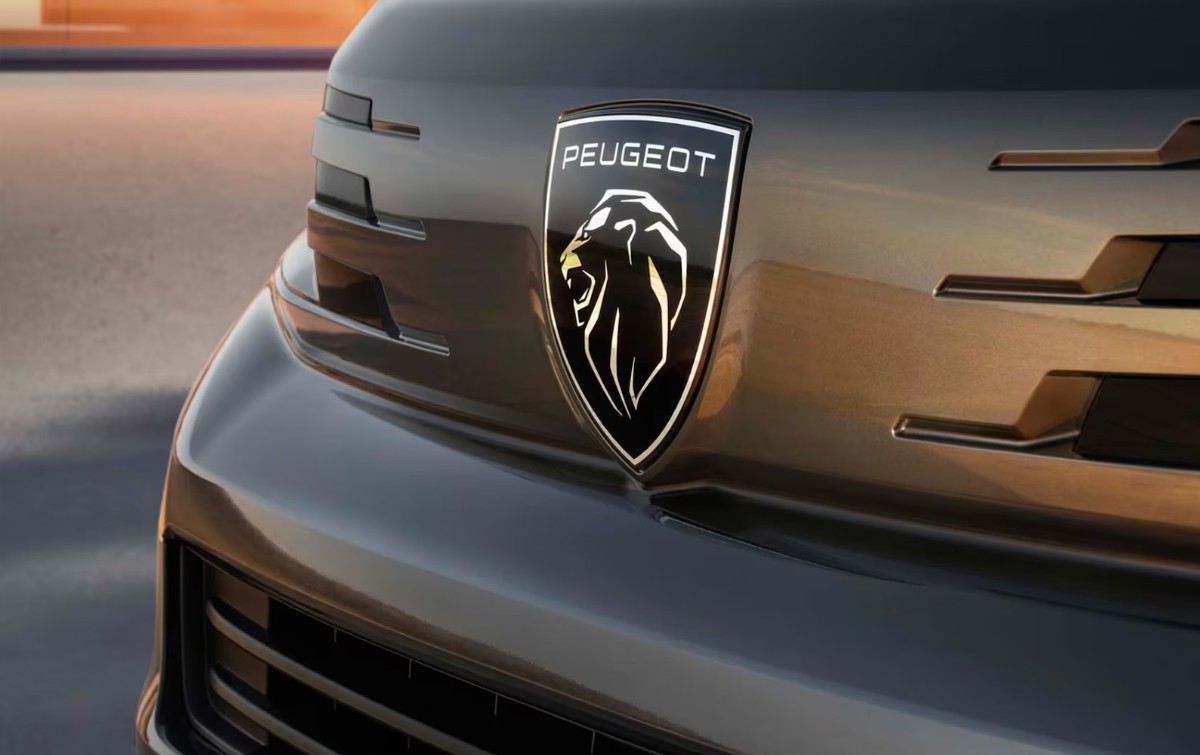 PEUGEOT Traveller Front – charakterstarker Look und markante LED-Leuchten