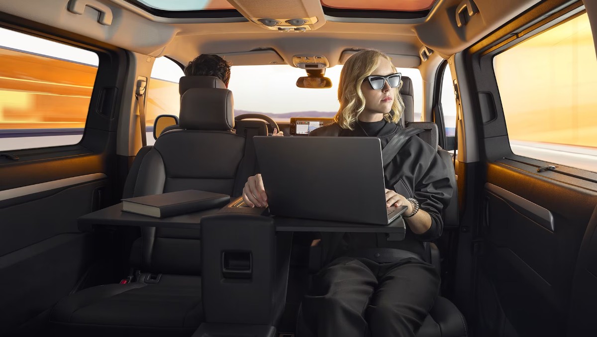 PEUGEOT Traveller mit modularem Innenraum – flexible Sitzkonfiguration für bis zu 9 Personen