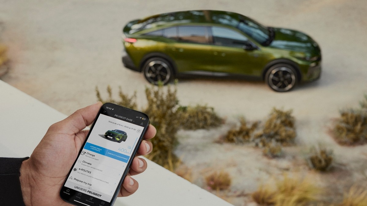 PEUGEOT 408 Vernetzte Services zur Vereinfachung Ihrer Fahr- und Elektroerfahrung – bequem über Ihr Smartphone steuerbar.