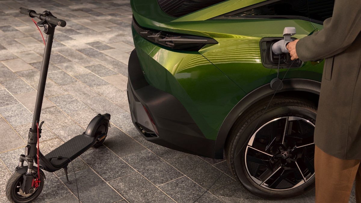 PEUGEOT 408 als Plug-in-Hybrid – zukunftsorientiert und effizient