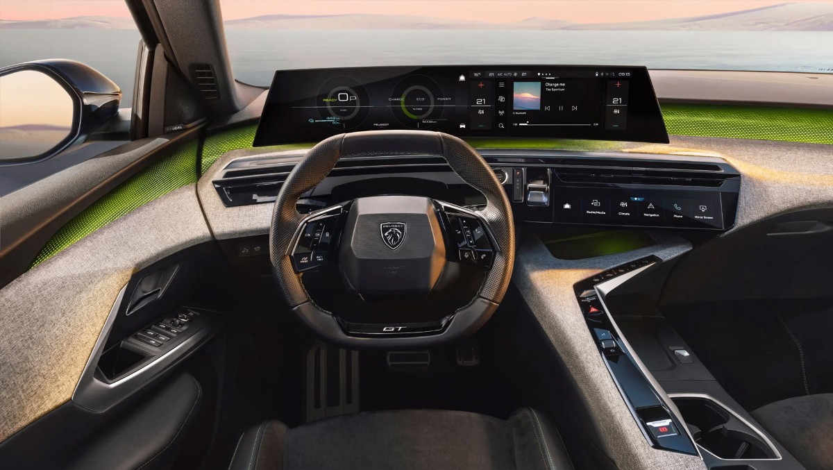 Cockpit im PEUGEOT E-5008 – digitales Fahrerlebnis mit innovativem i-Cockpit